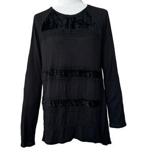 Chico’s Black Tunic Wearble Art Velour Embroidered Long Sleeve